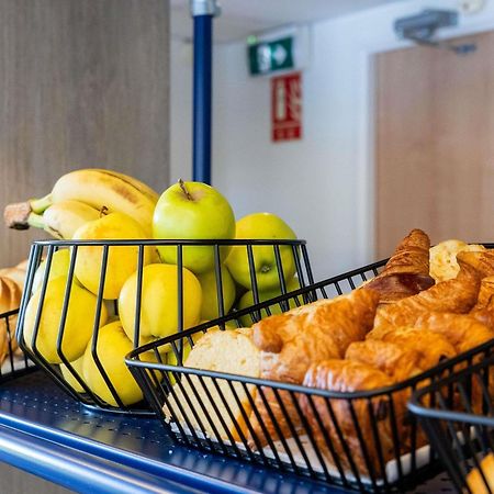 Ibis Budget Carcassonne Aeroport - A61 Екстериор снимка