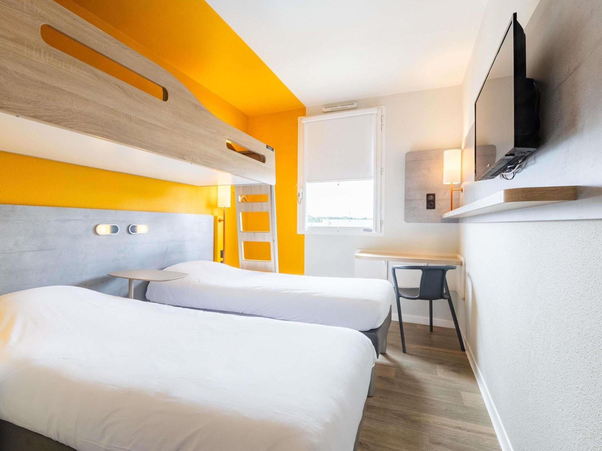 Ibis Budget Carcassonne Aeroport - A61 Екстериор снимка
